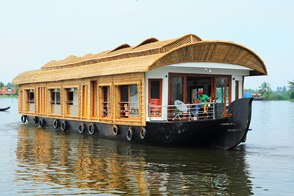 kerala-houseboats